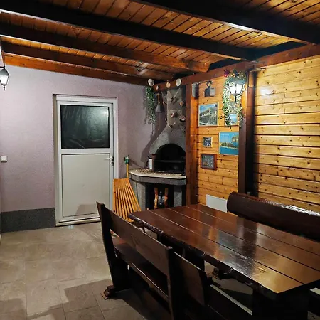 Apartment Neno Jesenice (Split-Dalmatia)
