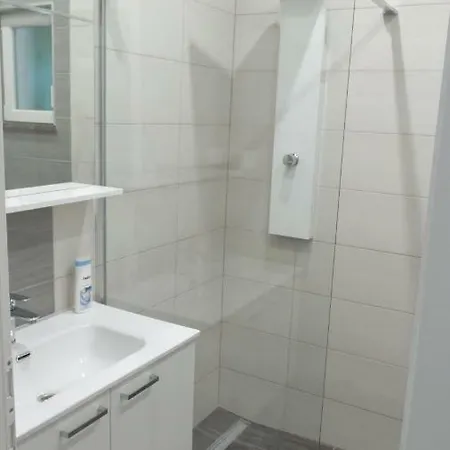 Apartment Neno